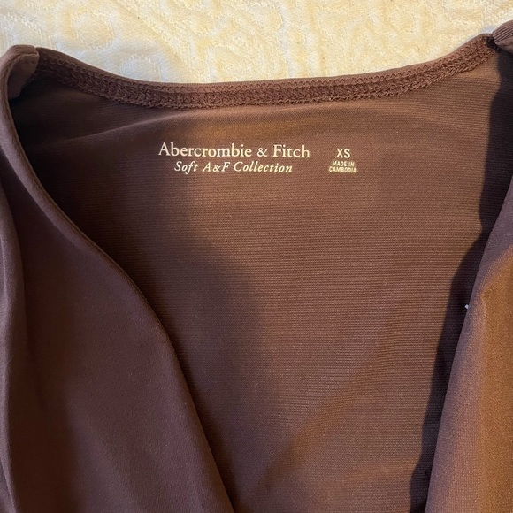 Abercrombie brown bodysuit - Picture 2 of 3